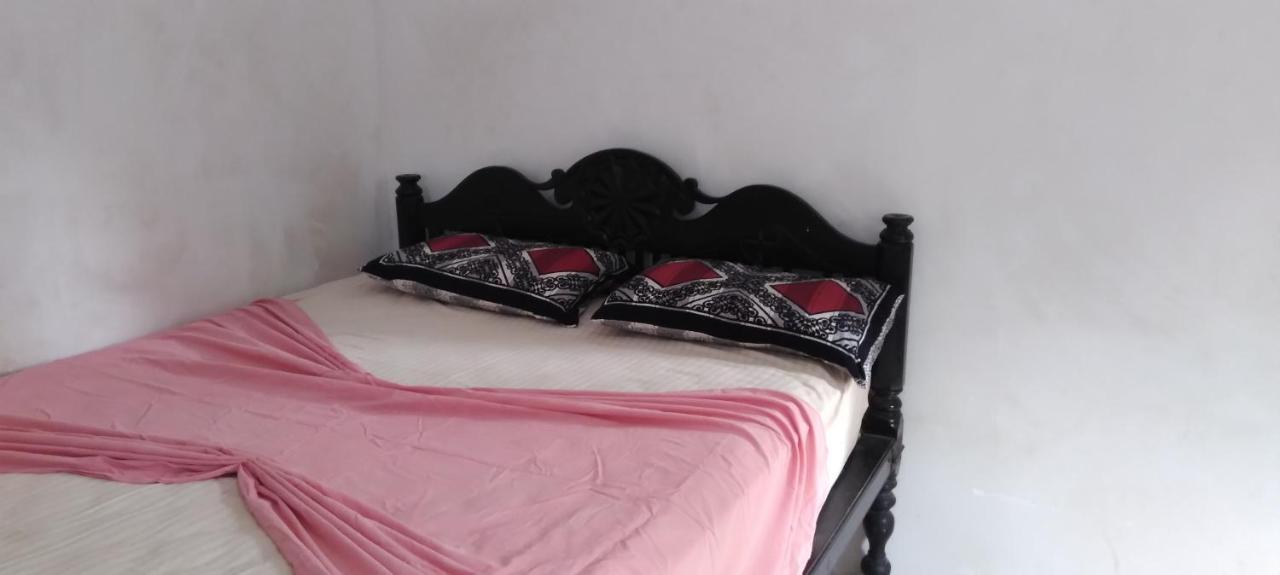 House Of Esanya Bed & Breakfast Negombo Exterior photo