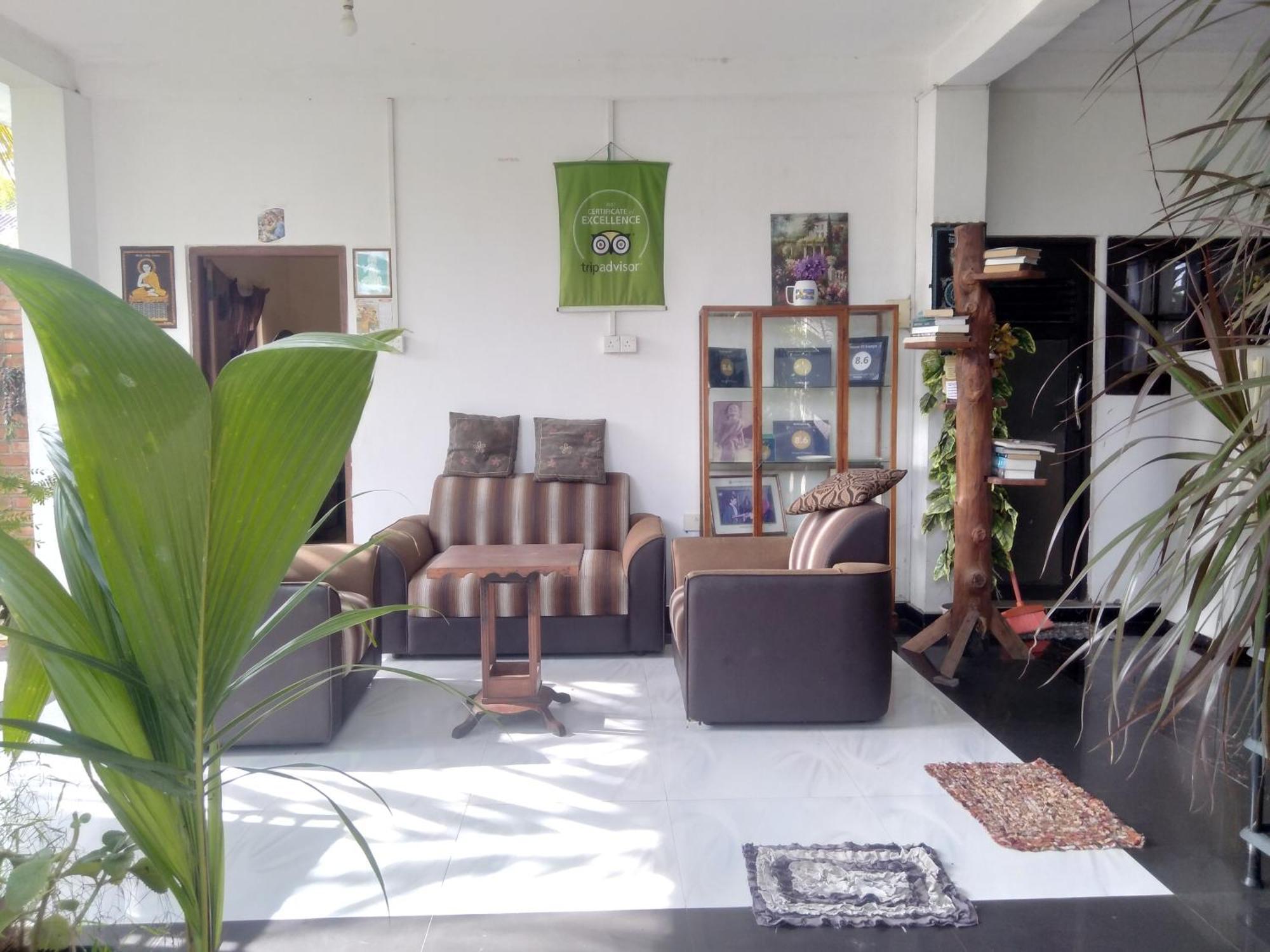 House Of Esanya Bed & Breakfast Negombo Exterior photo
